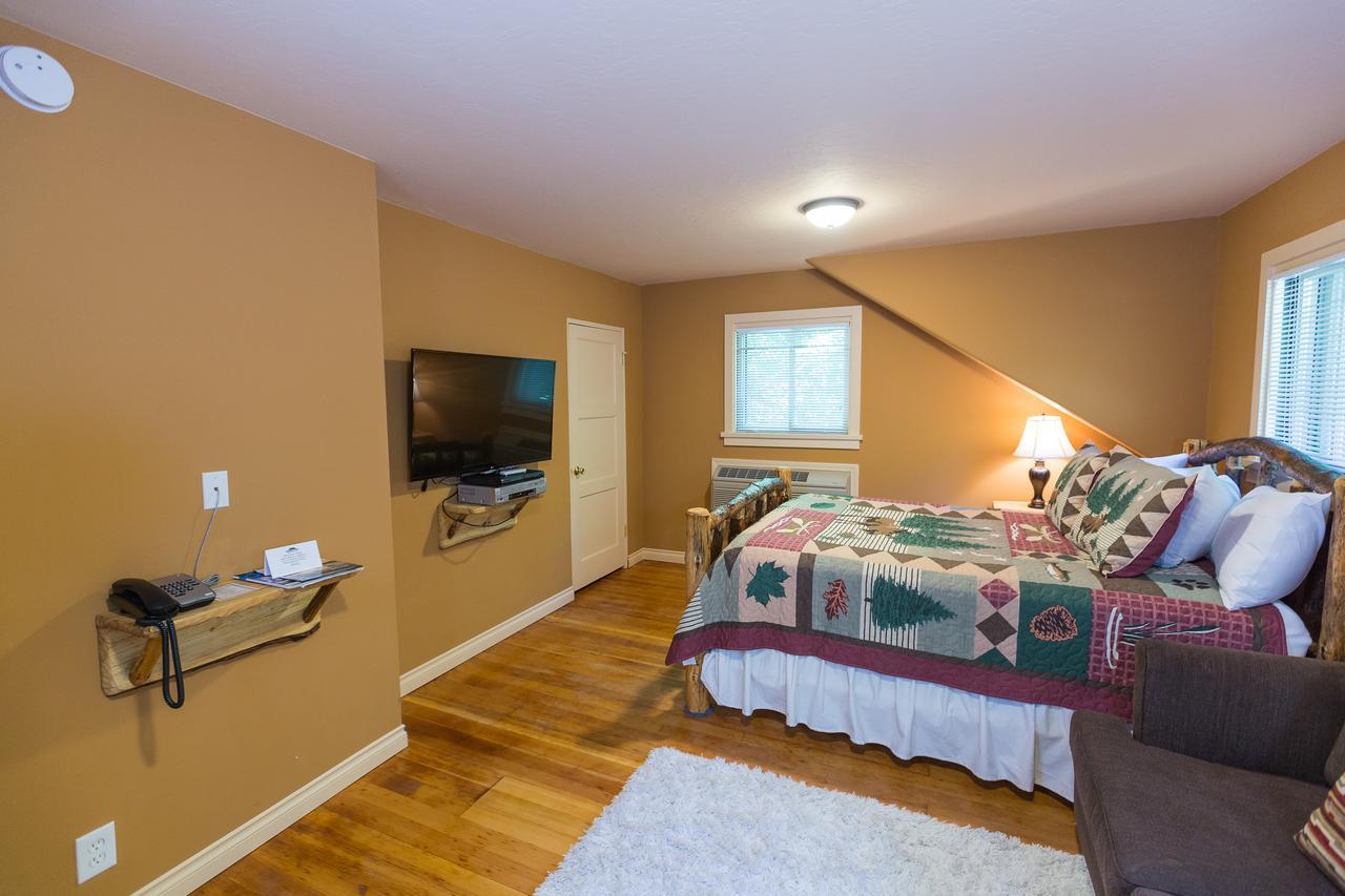 Morrisons Rogue River Lodge Merlin Exteriör bild