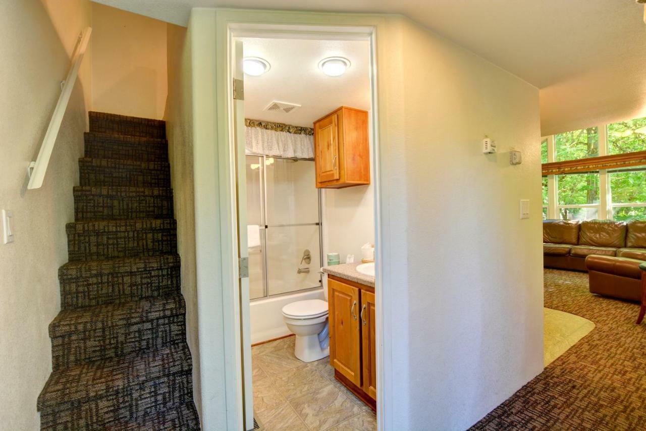 Morrisons Rogue River Lodge Merlin Exteriör bild